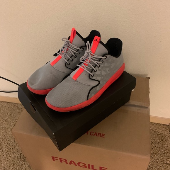 Jordan eclipse - Picture 3 of 5